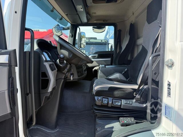 Ладилен камион MAN TGL 12.250 BL Kühlkoffer 7 m LBW 1,5 T*THERMO