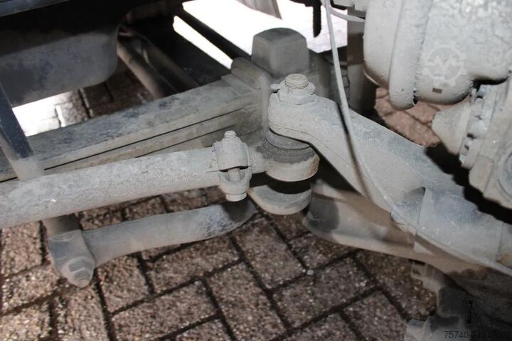 प्रशीतित/जमे हुए परिवहन Iveco Eurocargo 140E + CARRIER + MANUAL + ATP!!  LIFT...