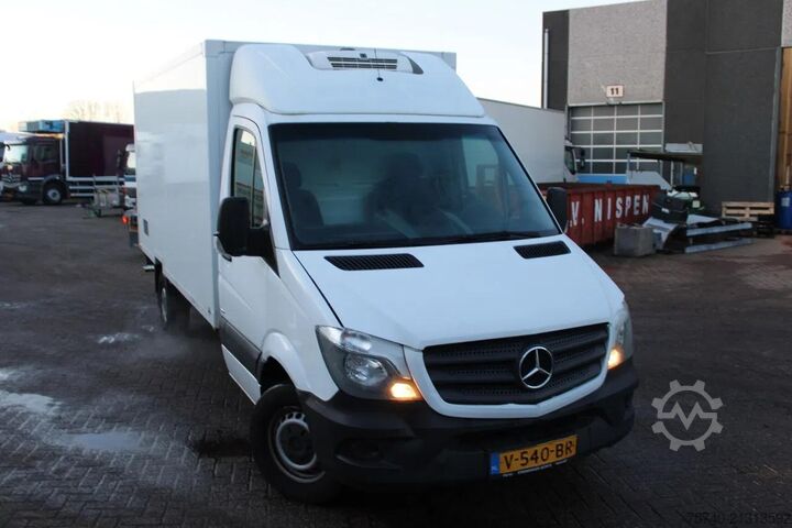 Jäähdytetty laatikko Mercedes-Benz Sprinter 316 + THERMO KING
