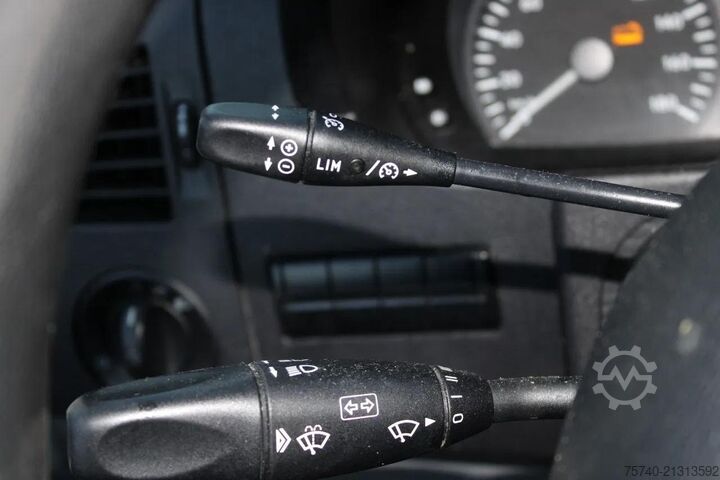 Jäähdytetty laatikko Mercedes-Benz Sprinter 316 + THERMO KING