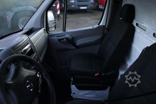 Kutia e frigoriferit Mercedes-Benz Sprinter 316 + THERMO KING