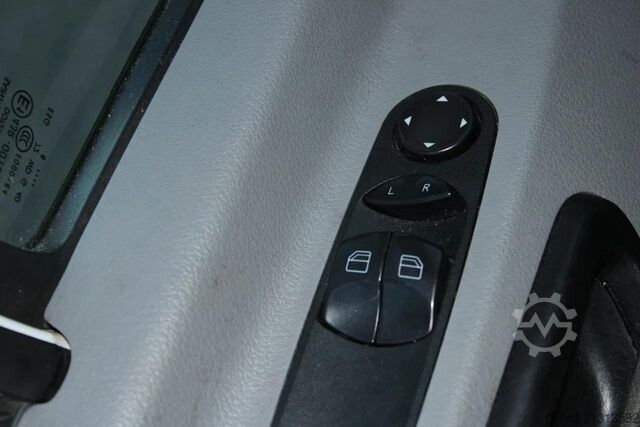 Kutia e frigoriferit Mercedes-Benz Sprinter 316 + THERMO KING