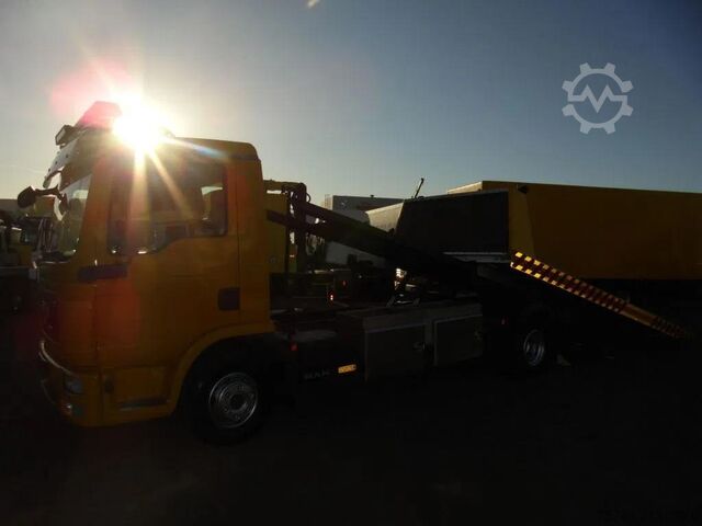  MAN TGL 12.220 + manual + full option+ BRIL + WINCH...