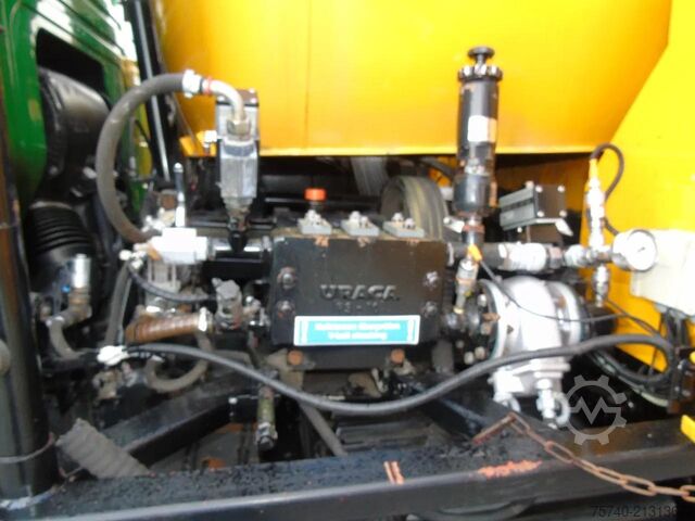 Vehicul de aspirație Volvo FMX 420 + 15.000L +  HIGH PRESSURE PUMP + URACA...