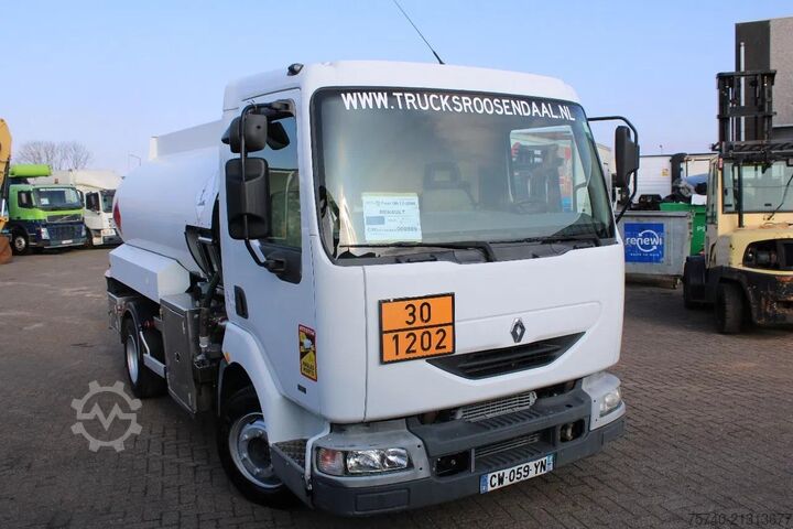 タンカー Renault Midlum 250 + 2 COMP + 6180liter + euro 2 + manual