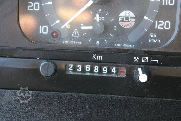 タンカー Renault Midlum 250 + 2 COMP + 6180liter + euro 2 + manual