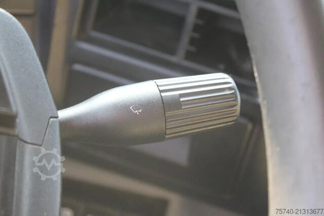 Cisterna Renault Midlum 250 + 2 COMP + 6180liter + euro 2 + manual