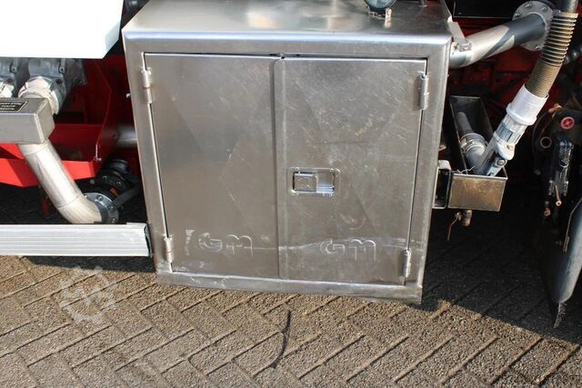 Cisterna Renault Midlum 250 + 2 COMP + 6180liter + euro 2 + manual
