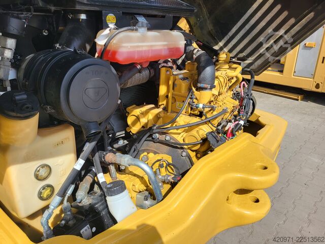 Tekerlekli yükleyici Caterpillar 906H2