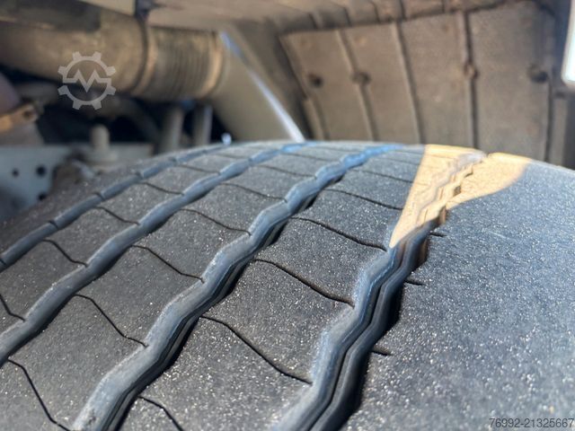 標準トラクターユニット IVECO STRALIS 460 EEV