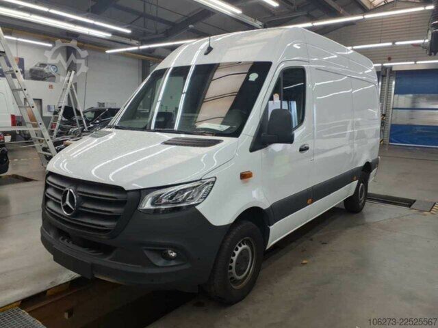 รถตู้ Mercedes-Benz Sprinter 317 CDI,L2H2,Automatik,Kamera,Navi