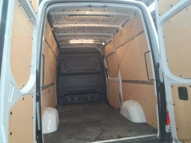 รถตู้ Mercedes-Benz Sprinter 317 CDI,L2H2,Automatik,Kamera,Navi