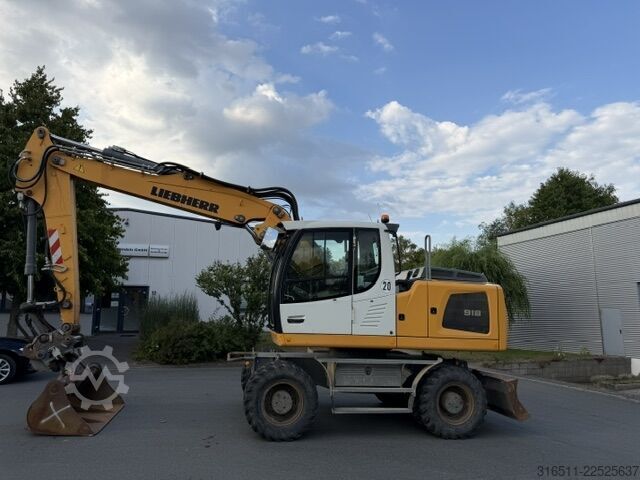 Máy xúc bánh lốp Liebherr A 918