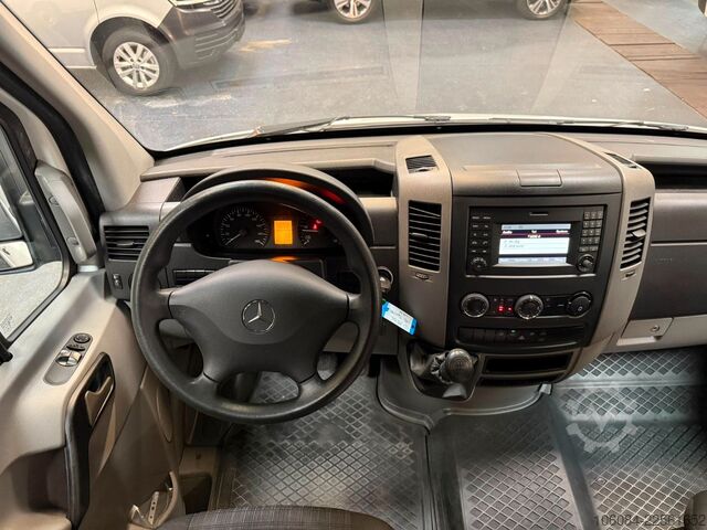Kleinbus MERCEDES-BENZ Sprinter Kombi L2-H2 9 Sitze Klima Standh 1.Hand