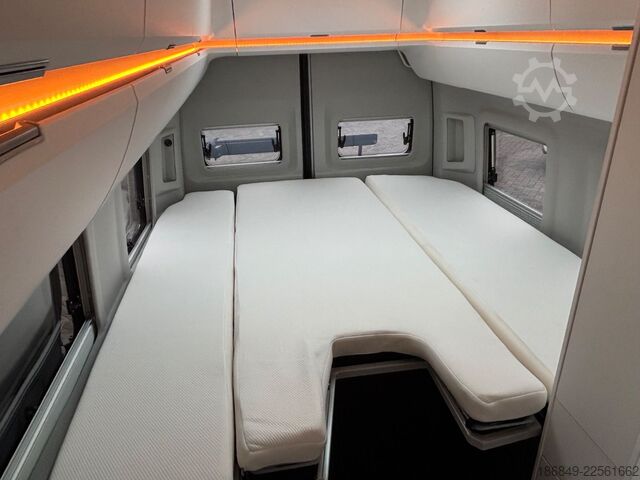 Autocaravana VW Grand California 680 2,0TDI-177 LED + ACC 1. Hd.