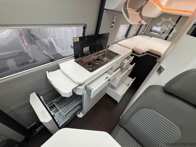 Autocaravana VW Grand California 680 2,0TDI-177 LED + ACC 1. Hd.