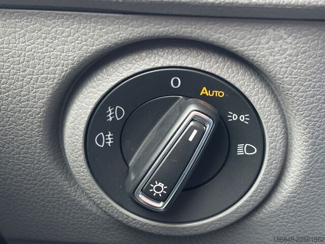 Autocaravana VW Grand California 680 2,0TDI-177 LED + ACC 1. Hd.