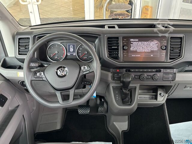 Autocaravana VW Grand California 680 2,0TDI-177 LED + ACC 1. Hd.