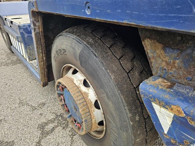 รถแทรกเตอร์ปลายทาง TERBERG RT283 /TERMINAL TRACTOR 4X4/ TURNING CHAIR. /AU...