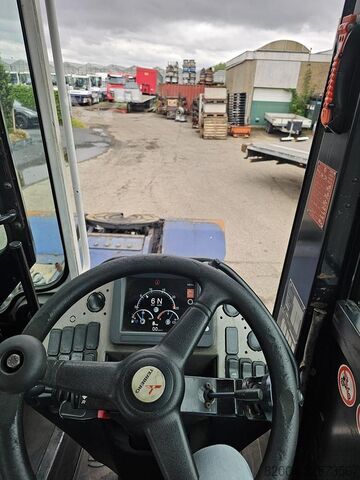 Terminalski traktor TERBERG RT283 /TERMINAL TRACTOR 4X4/ TURNING CHAIR. /AU...