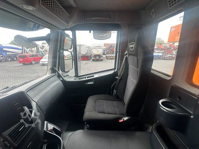 Avfallsbil Iveco Trakker 500 10X4  KIPPER/TIPPER./PIET RUIZEVELD...