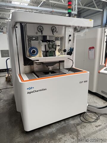 Machine d'érosion par fil +GF+ AgieCharmilles CUT 1000