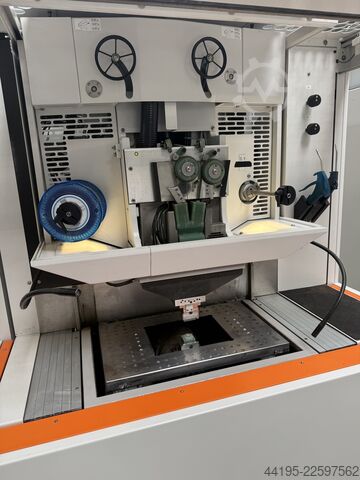 Machine d'érosion par fil +GF+ AgieCharmilles CUT 1000