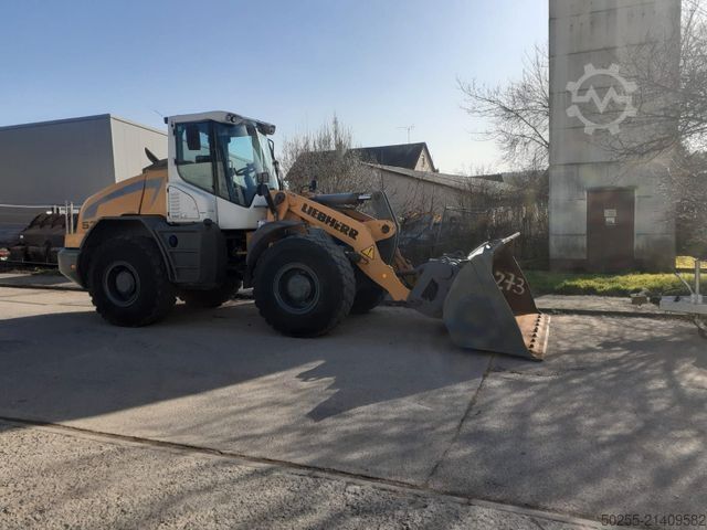 Товарен наточар LIEBHERR l 538 kein 524 542 546 sehr schöne Maschine