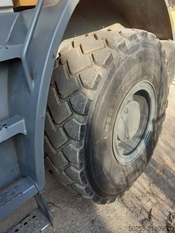 Товарен наточар LIEBHERR l 538 kein 524 542 546 sehr schöne Maschine