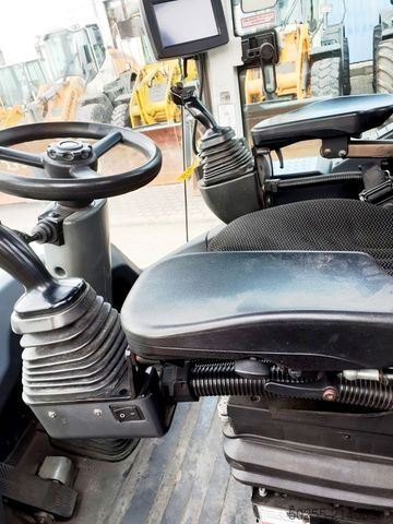 Ngarkues me rrota LIEBHERR L 546 kein 524 538 542 TipTop k!!!