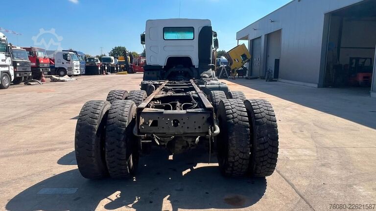 Chassis com cabina Renault Kerax 370 (BOITE MANUELLE / TRES PROPRE / LAMES...