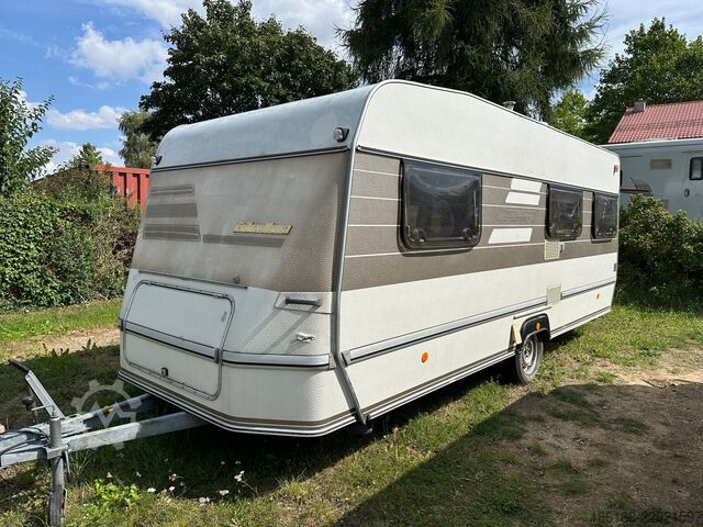 Nhà di động Hymer/Eriba Nova 530