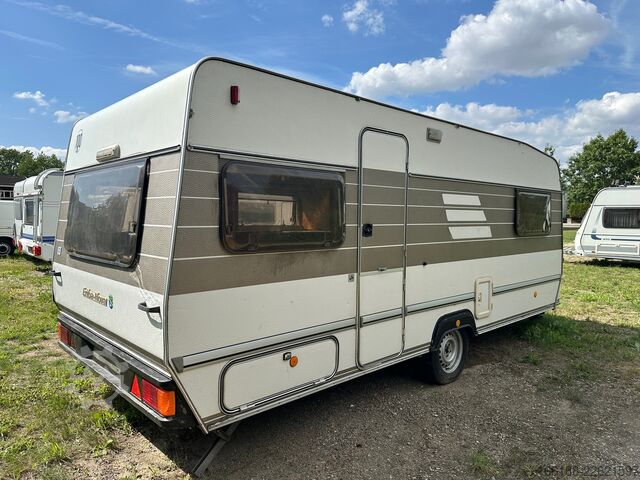 Nhà di động Hymer/Eriba Nova 530
