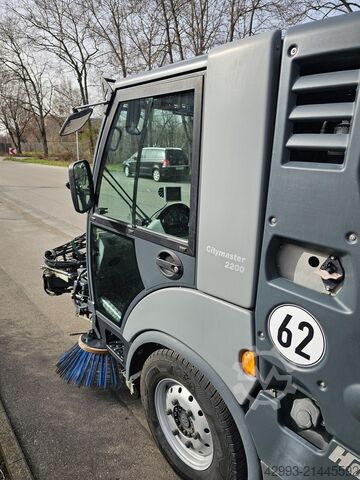 Veegmachine Hako Citymaster 2200