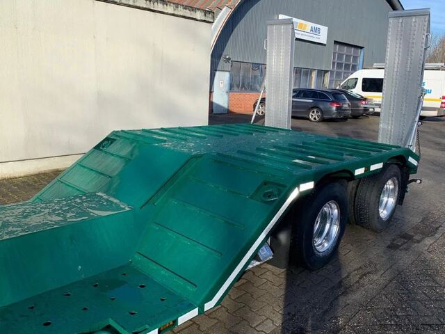 低装载机 PAVIC 2-Achs Forstmaschinen Tieflader Typ: STLT2Z 2-A...