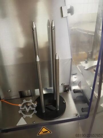 Linha de enlatamento (até 2000 latas/h) Handtmann / Stiller VF830+Verbufa+STA2000