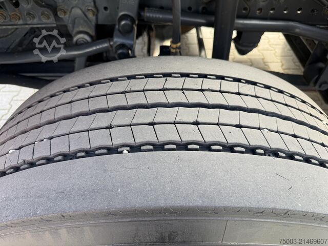 Kiper kamion Mercedes-Benz Arocs 3243 K 8X4 Haken Hyva