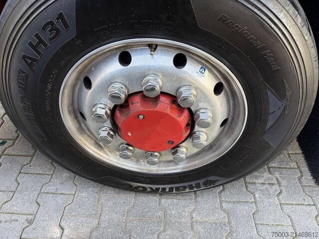 Standardni tegljač Daf XF510 4X4H