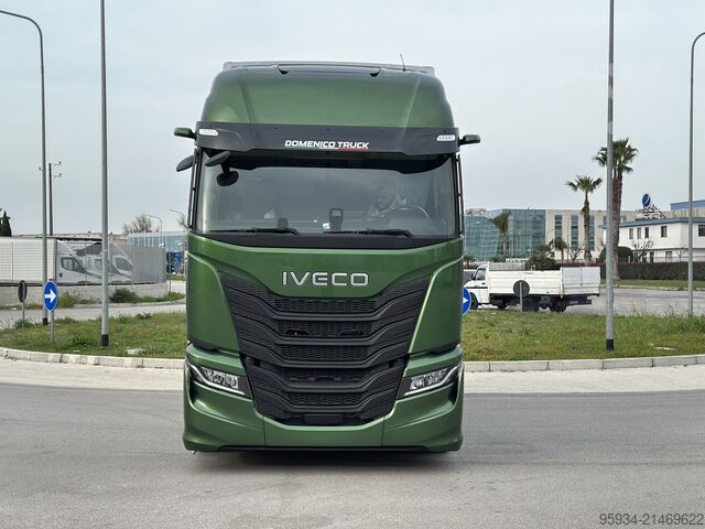 وحدة جرار قياسية Iveco S-WAY 580 ADR