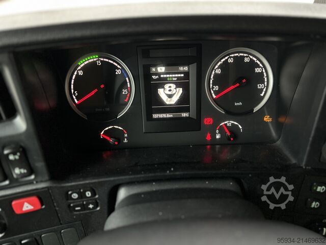 τυπική μονάδα τράκτορα SCANIA R 580