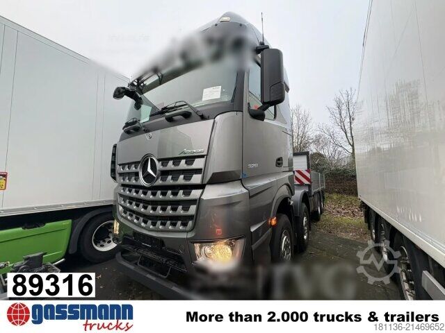 Lastbil med flak Mercedes-Benz Arocs 3251 L 8x4/4, Retarder, BigSpace, Navi,