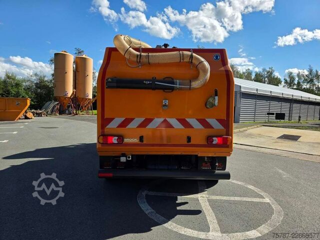 道路清掃車 DAF XB 210 Kehrmaschine wie neu Brock VS4 Kehraufbau