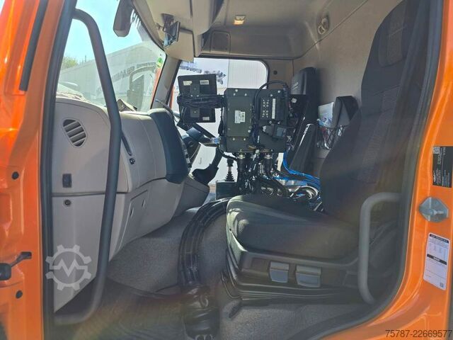 道路清掃車 DAF XB 210 Kehrmaschine wie neu Brock VS4 Kehraufbau
