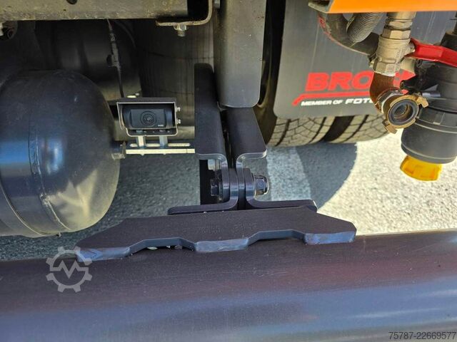 Balayeuse de voirie DAF XB 210 Kehrmaschine wie neu Brock VS4 Kehraufbau