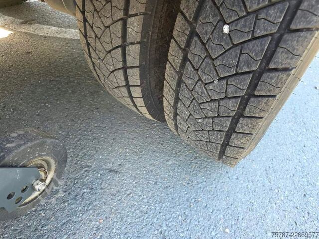 Balayeuse de voirie DAF XB 210 Kehrmaschine wie neu Brock VS4 Kehraufbau