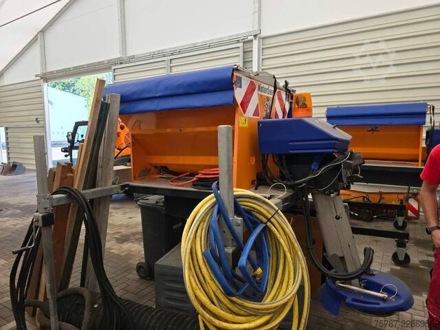 Balayeuse de voirie SCHMIDT Schmidt Aebi Flexigo150,Besen,Streuaufbau,Schild