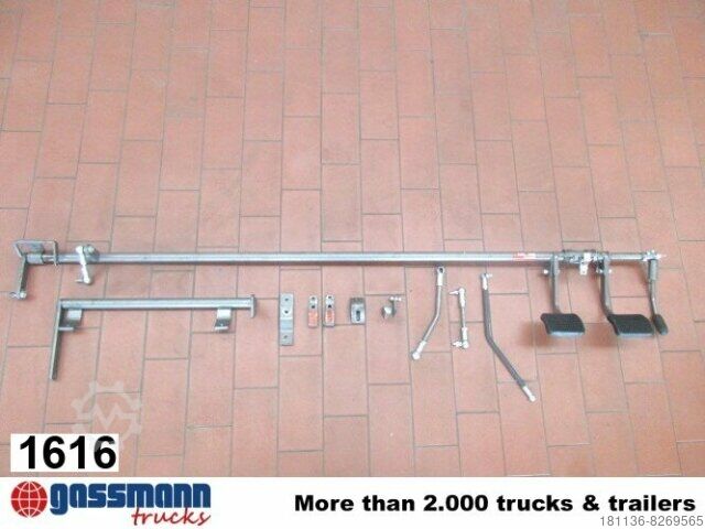 Poljoprivredna mašina  Doppelbedienung LKW