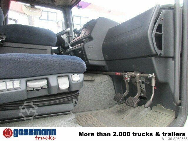 Poljoprivredna mašina  Doppelbedienung LKW