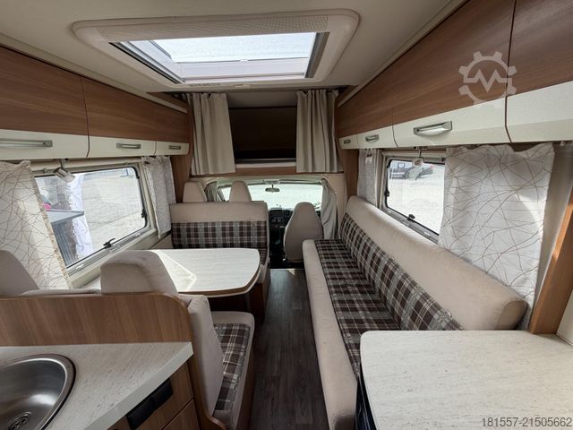 Kamper z alkową EURAMOBIL Activa One 630 LS AHK, Markise, Solar, SAT/TV