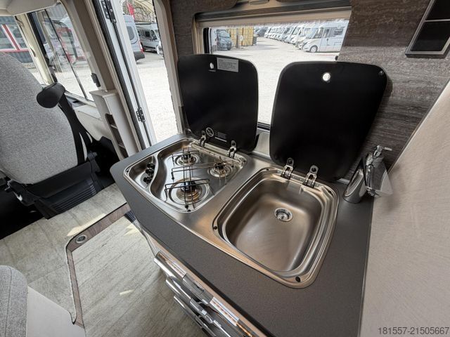 Kamper zintegrowany HYMER/ERIBA Exsis-i Pure 580 1. Hand, Markise, TV